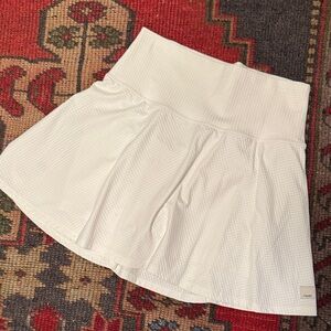 Vuori White Women's Tennis/Golf Skirt